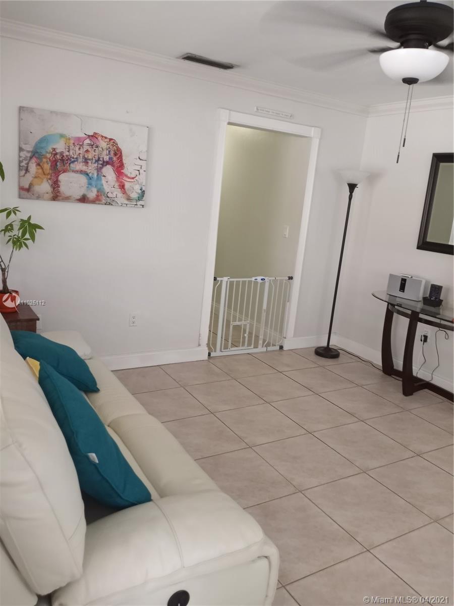 See details / 2080 sq. ft. $ 2021-04-08 0 Photo