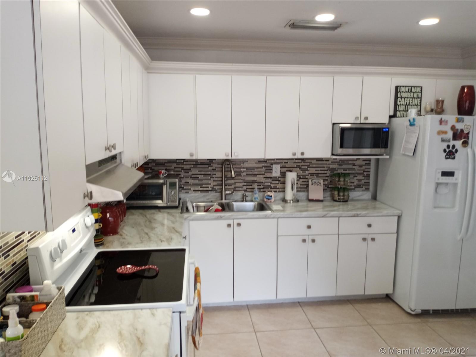 See details / 2080 sq. ft. $ 2021-04-08 0 Photo