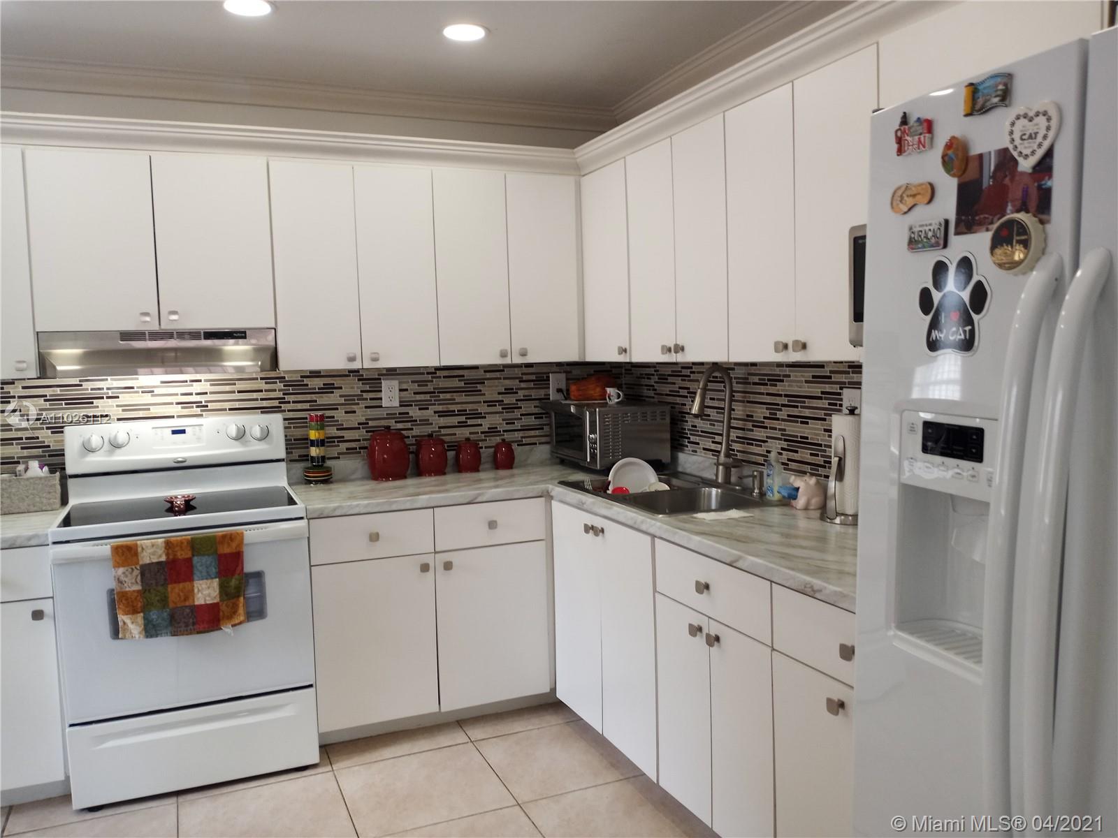See details / 2080 sq. ft. $ 2021-04-08 0 Photo