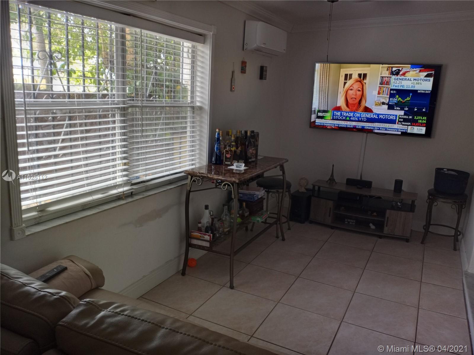 See details / 2080 sq. ft. $ 2021-04-08 0 Photo