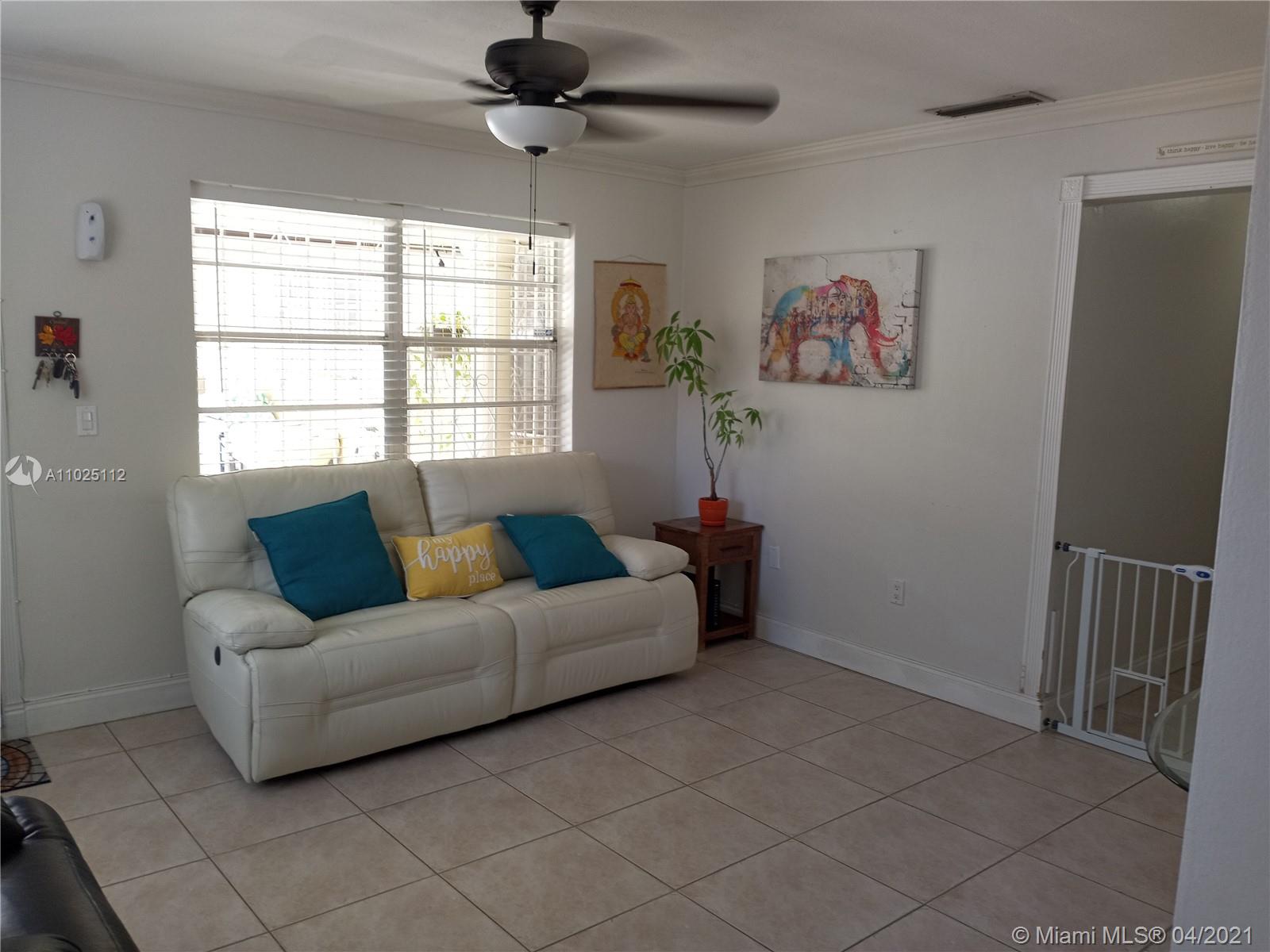 See details / 2080 sq. ft. $ 2021-04-08 0 Photo