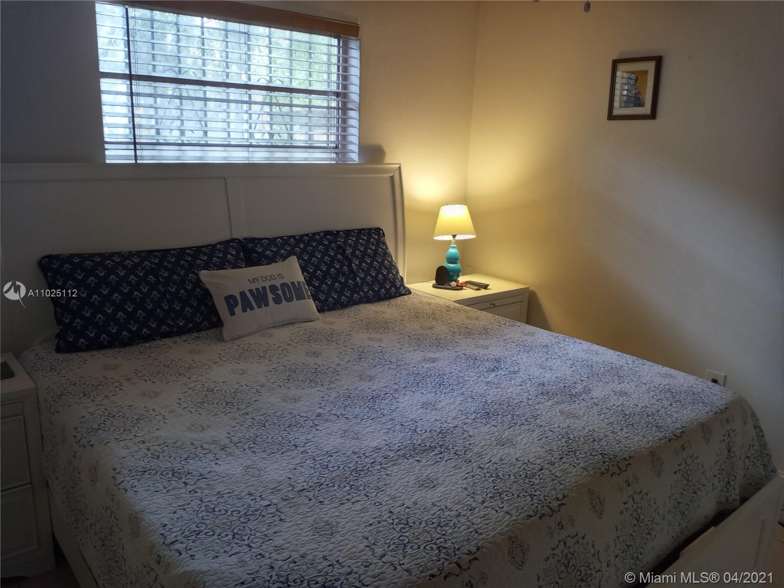 See details / 2080 sq. ft. $ 2021-04-08 0 Photo