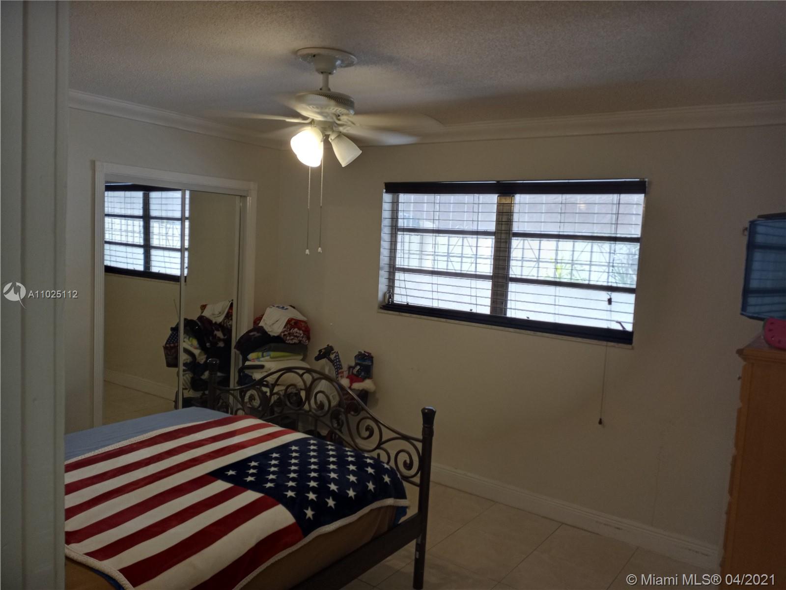 See details / 2080 sq. ft. $ 2021-04-08 0 Photo