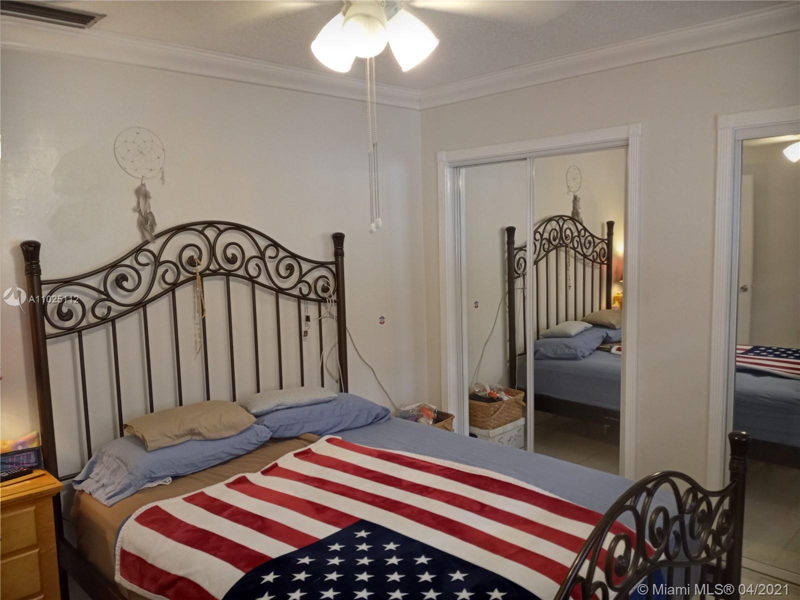 See details / 2080 sq. ft. $ 2021-04-08 0 Photo