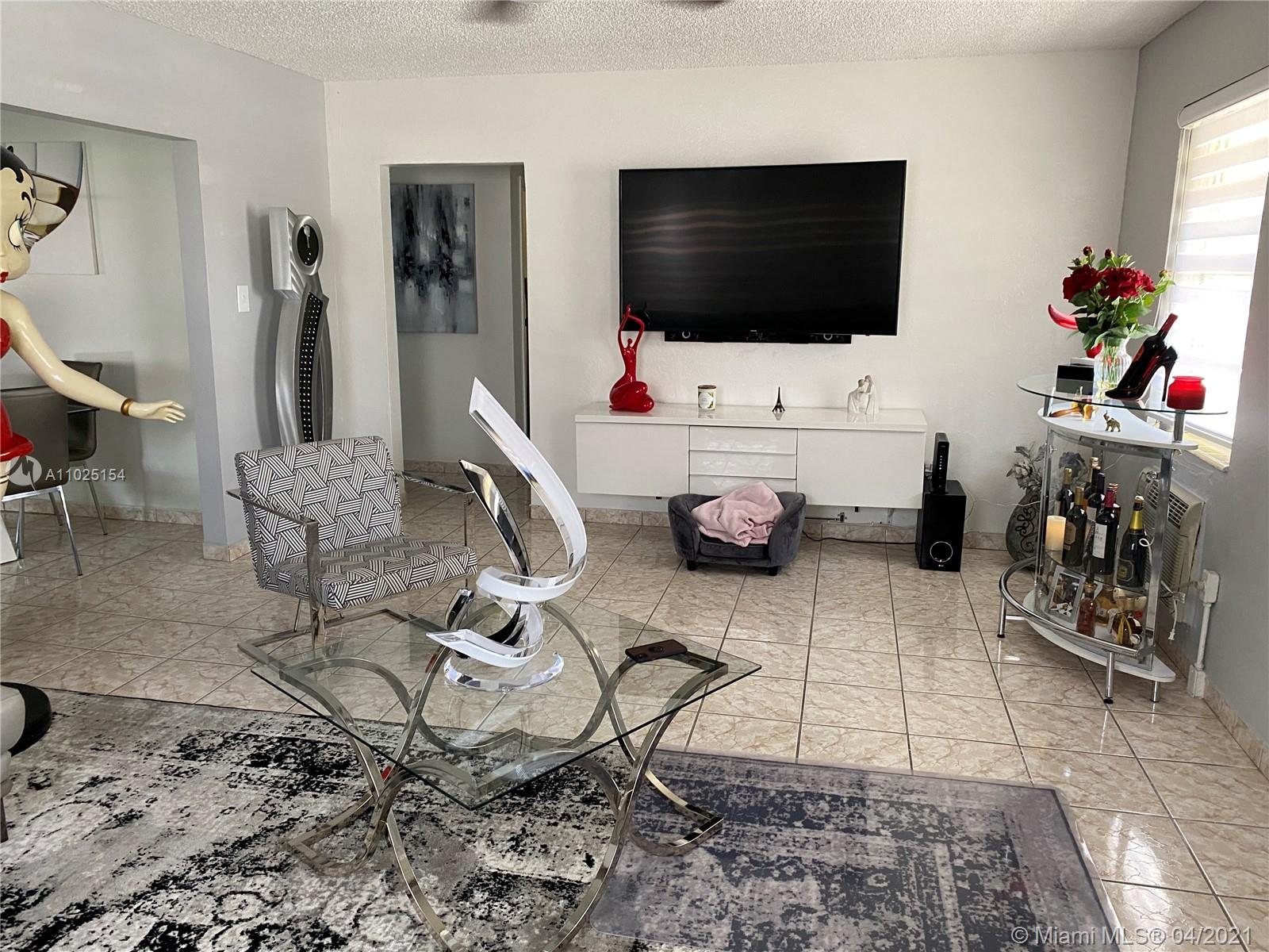 See details / 1128 sq. ft. $ 2021-04-08 0 Photo