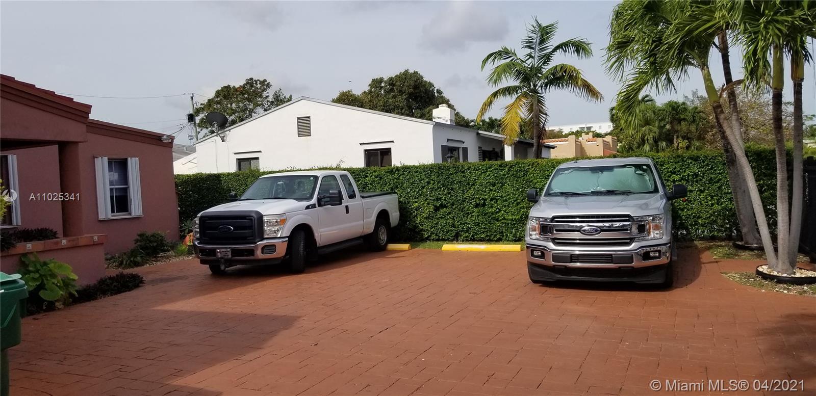 See details / 3928 sq. ft. $ 2021-04-09 0 Photo