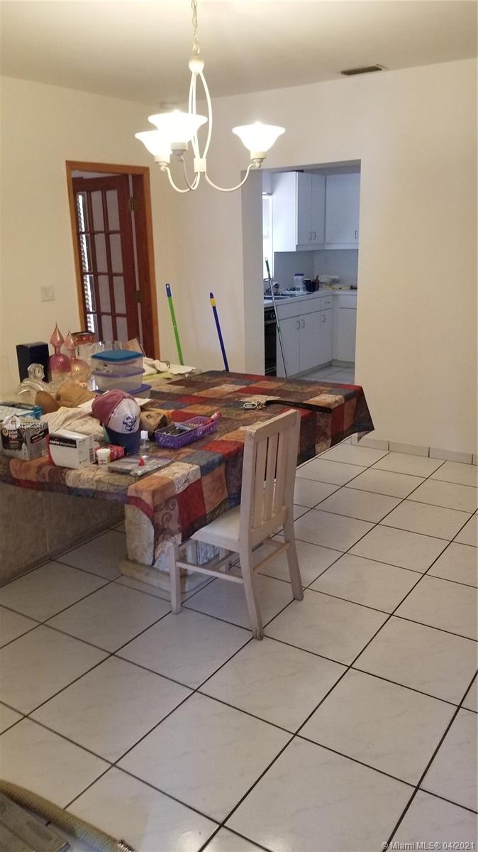 See details / 3928 sq. ft. $ 2021-04-09 0 Photo