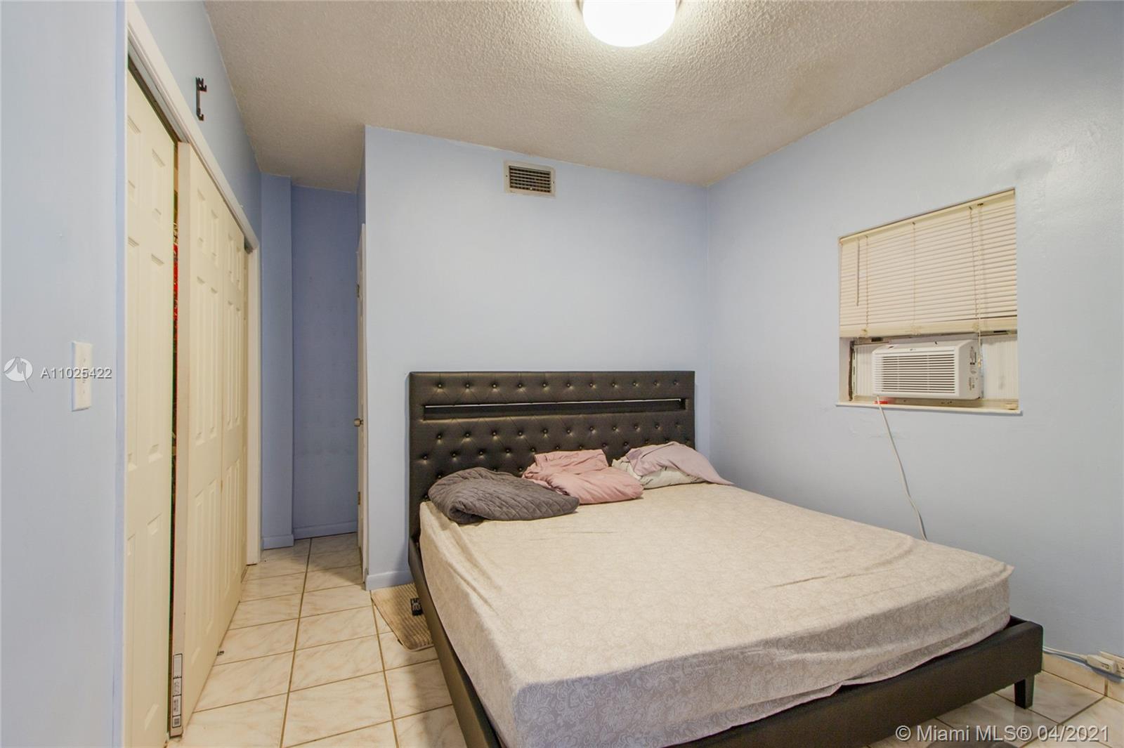 See details / 2609 sq. ft. $ 2021-04-09 0 Photo