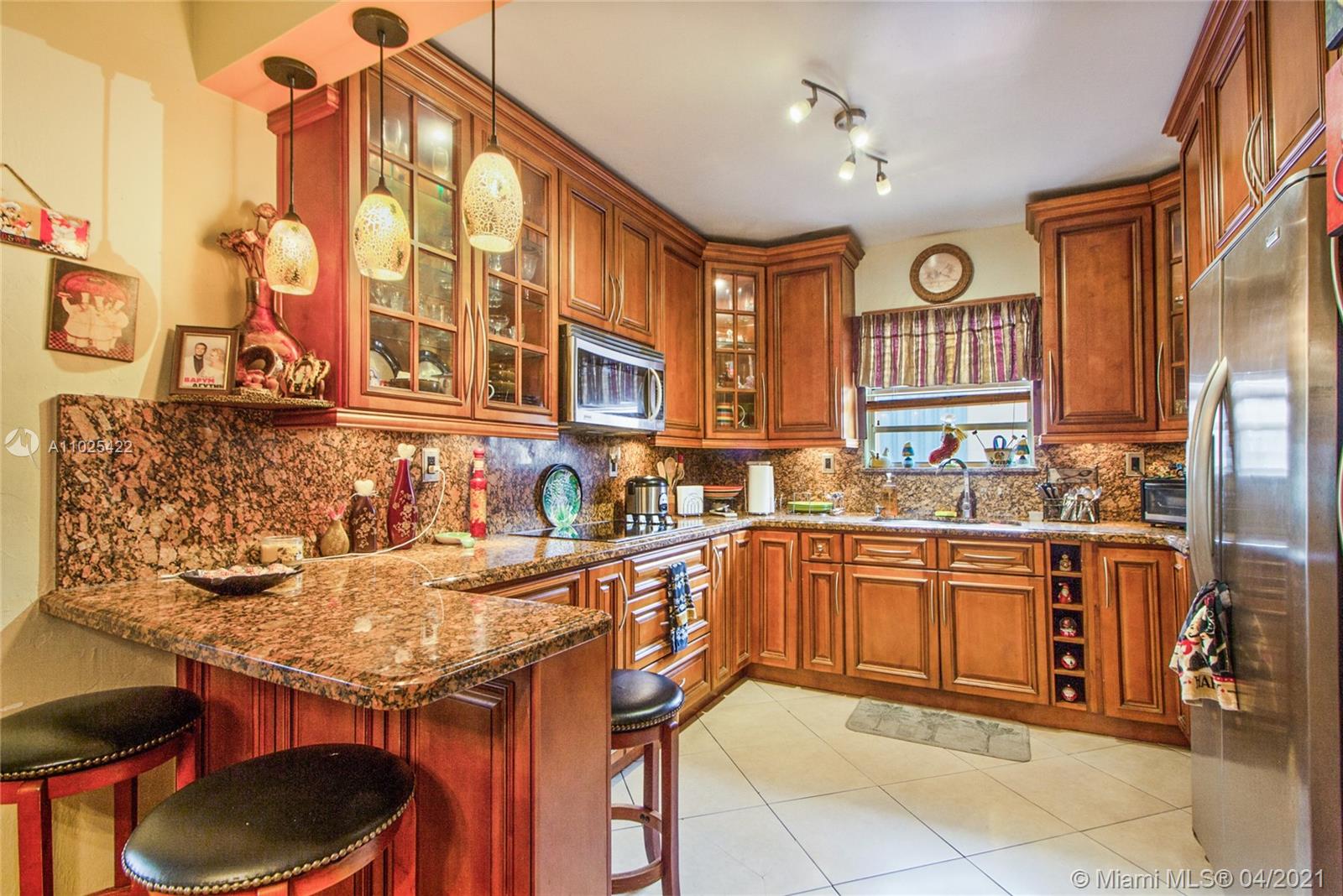 See details / 2609 sq. ft. $ 2021-04-09 0 Photo