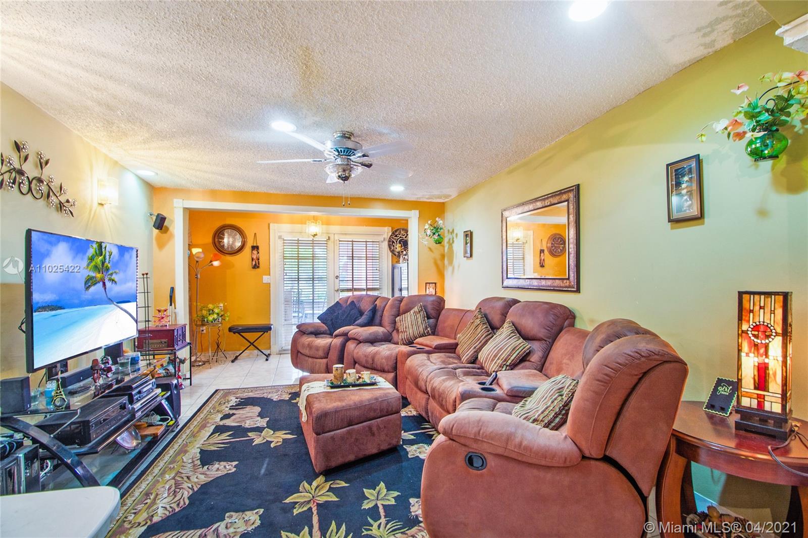 See details / 2609 sq. ft. $ 2021-04-09 0 Photo