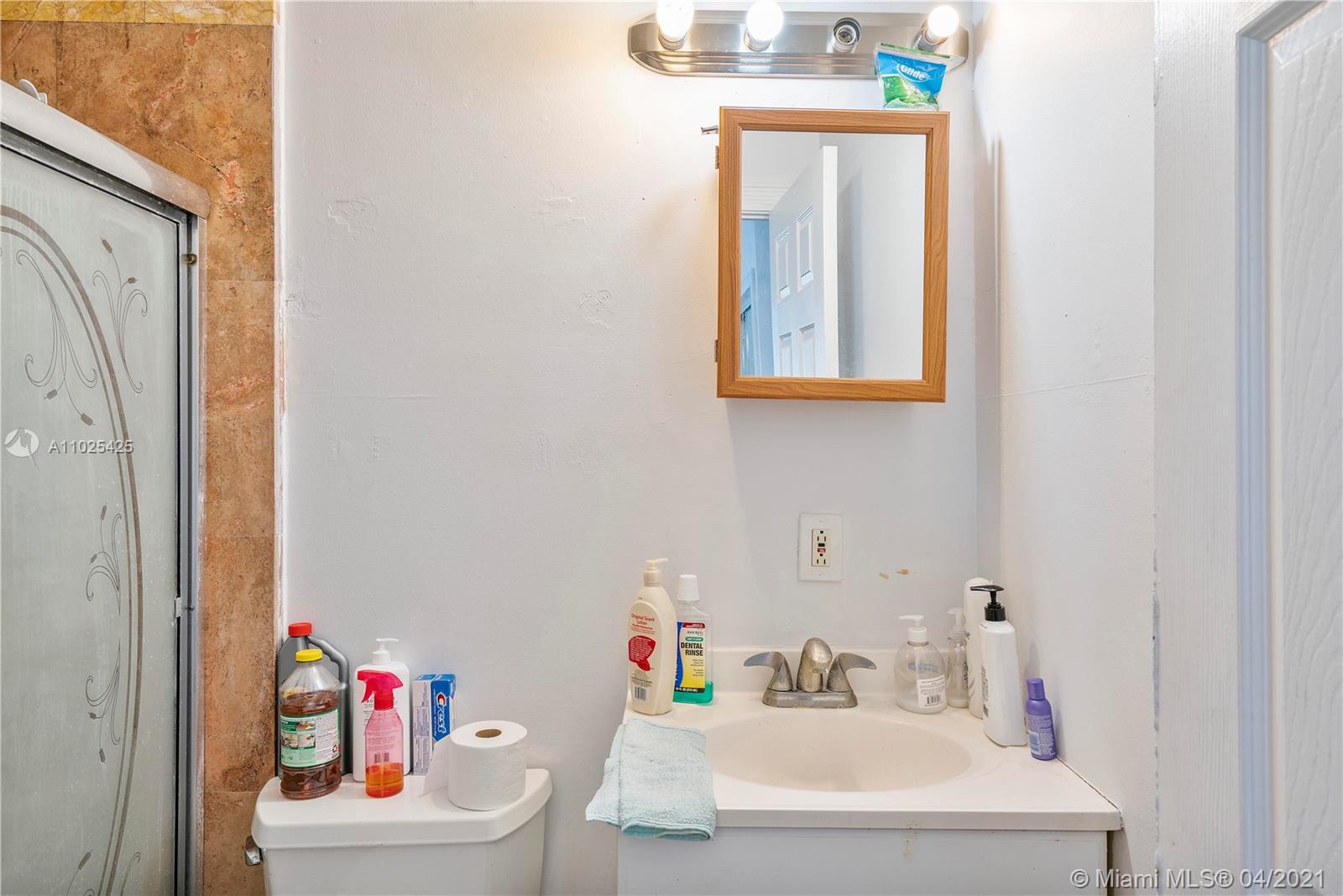See details / 2482 sq. ft. $ 2021-04-09 0 Photo