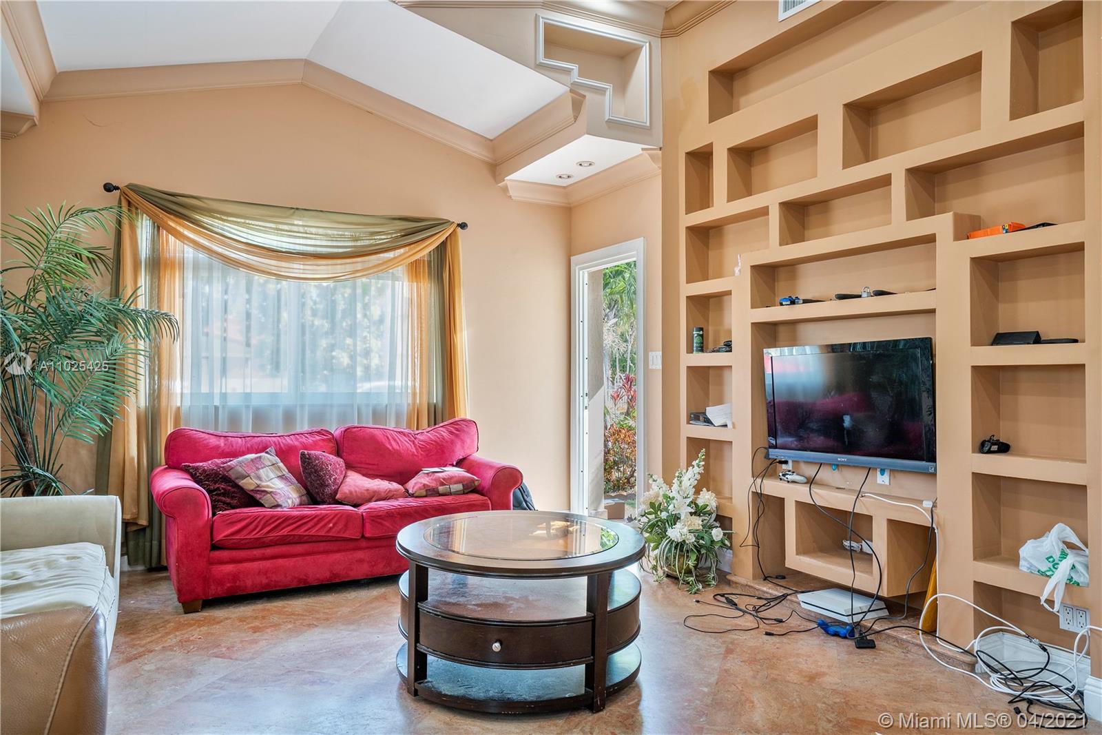 See details / 2482 sq. ft. $ 2021-04-09 0 Photo