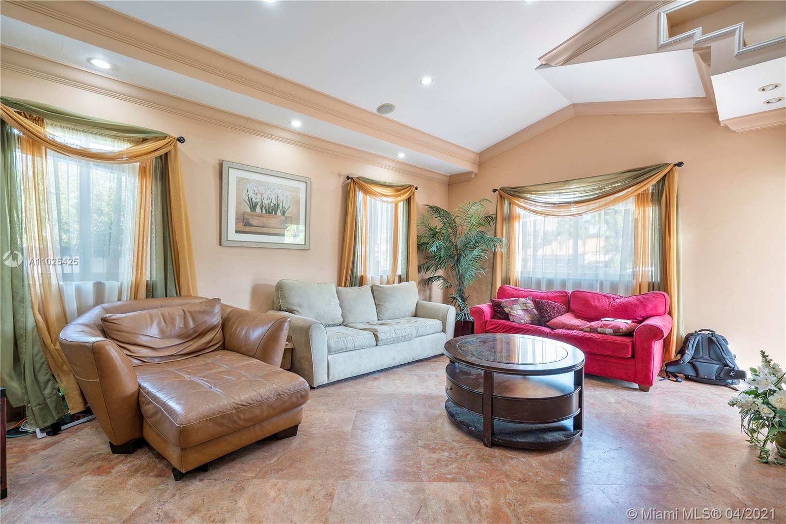 See details / 2482 sq. ft. $ 2021-04-09 0 Photo