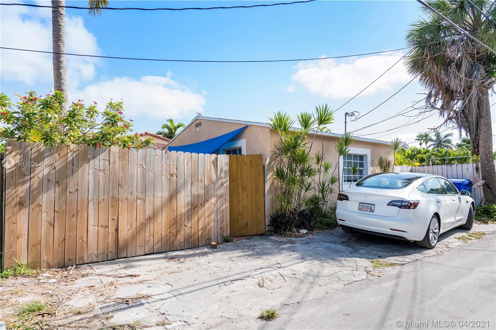 See details / 2482 sq. ft. $ 2021-04-09 0 Photo