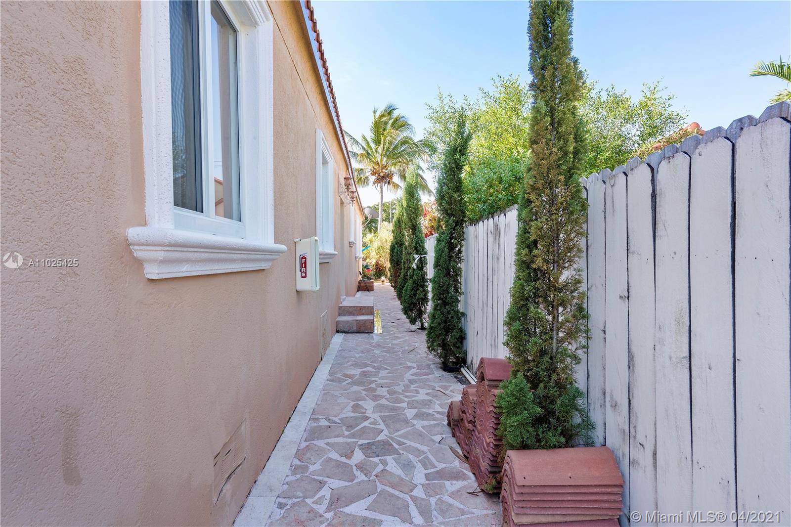 See details / 2482 sq. ft. $ 2021-04-09 0 Photo