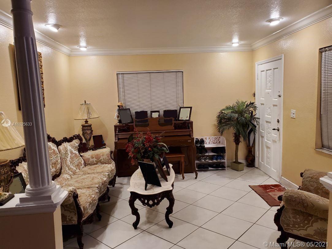 See details / 3065 sq. ft. $ 2021-04-09 0 Photo