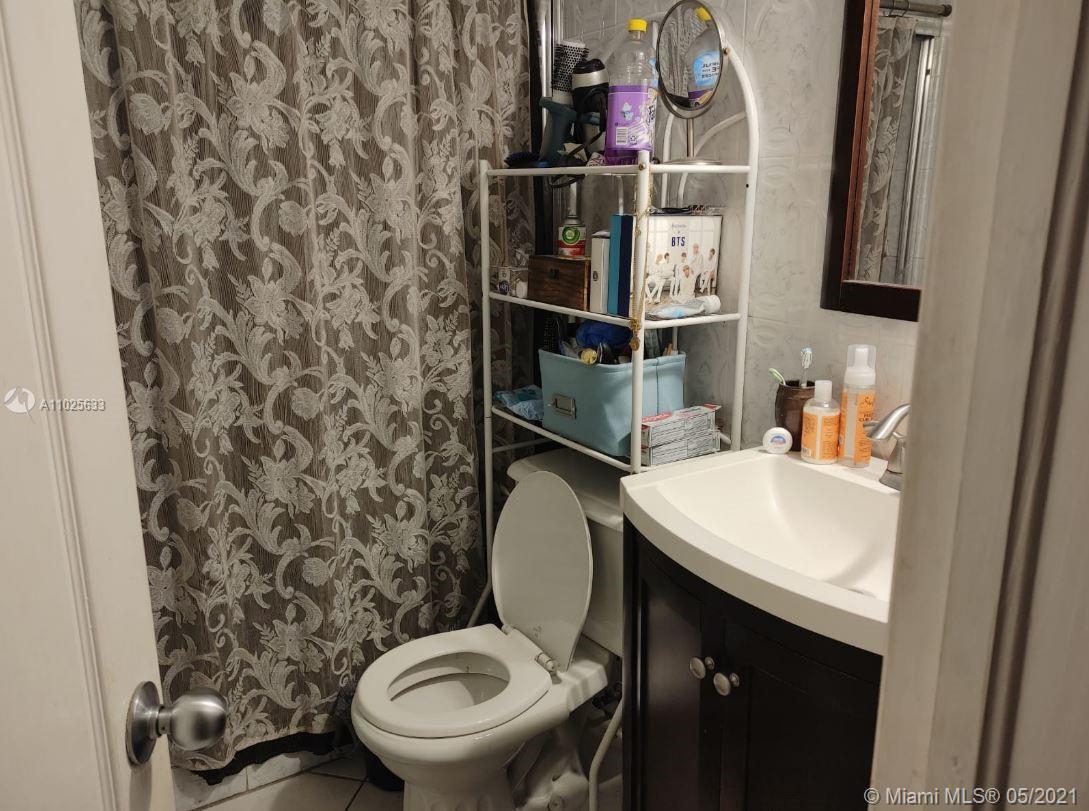 See details / 3065 sq. ft. $ 2021-04-09 0 Photo
