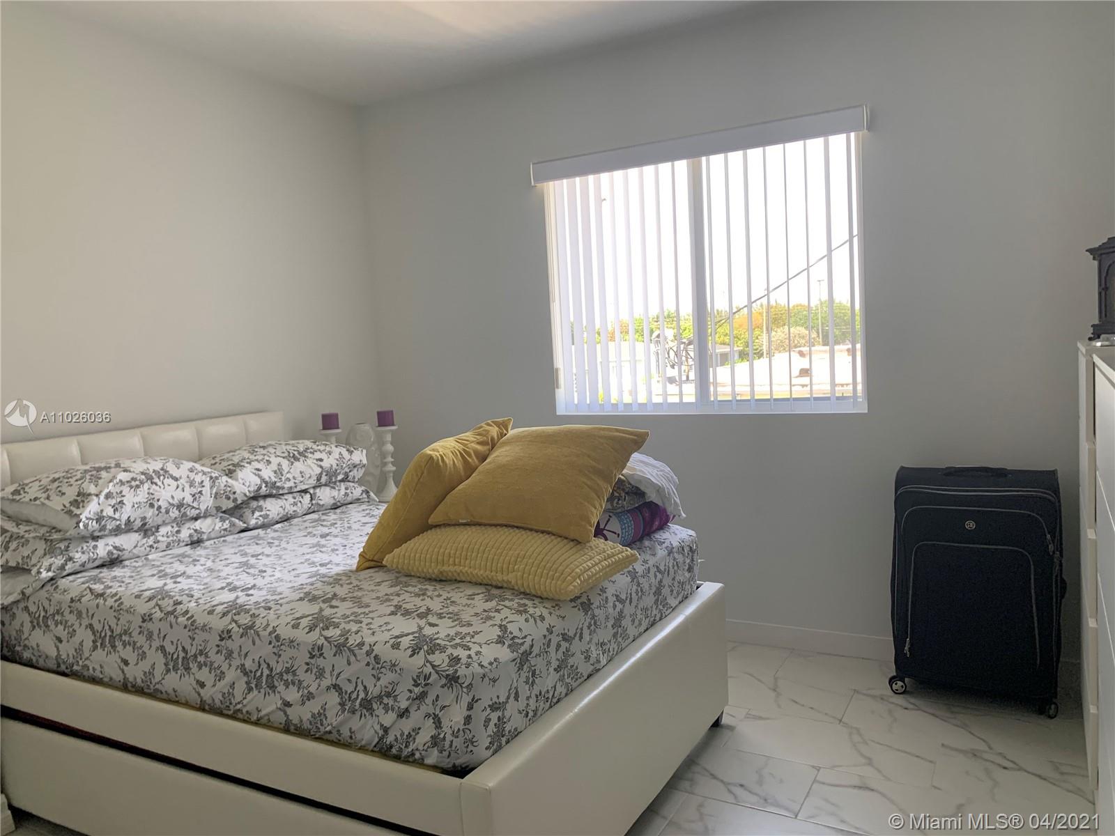 See details / sq. ft. $ 2021-04-10 0 Photo