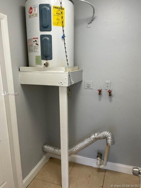 See details / 2498 sq. ft. $ 2021-04-14 0 Photo