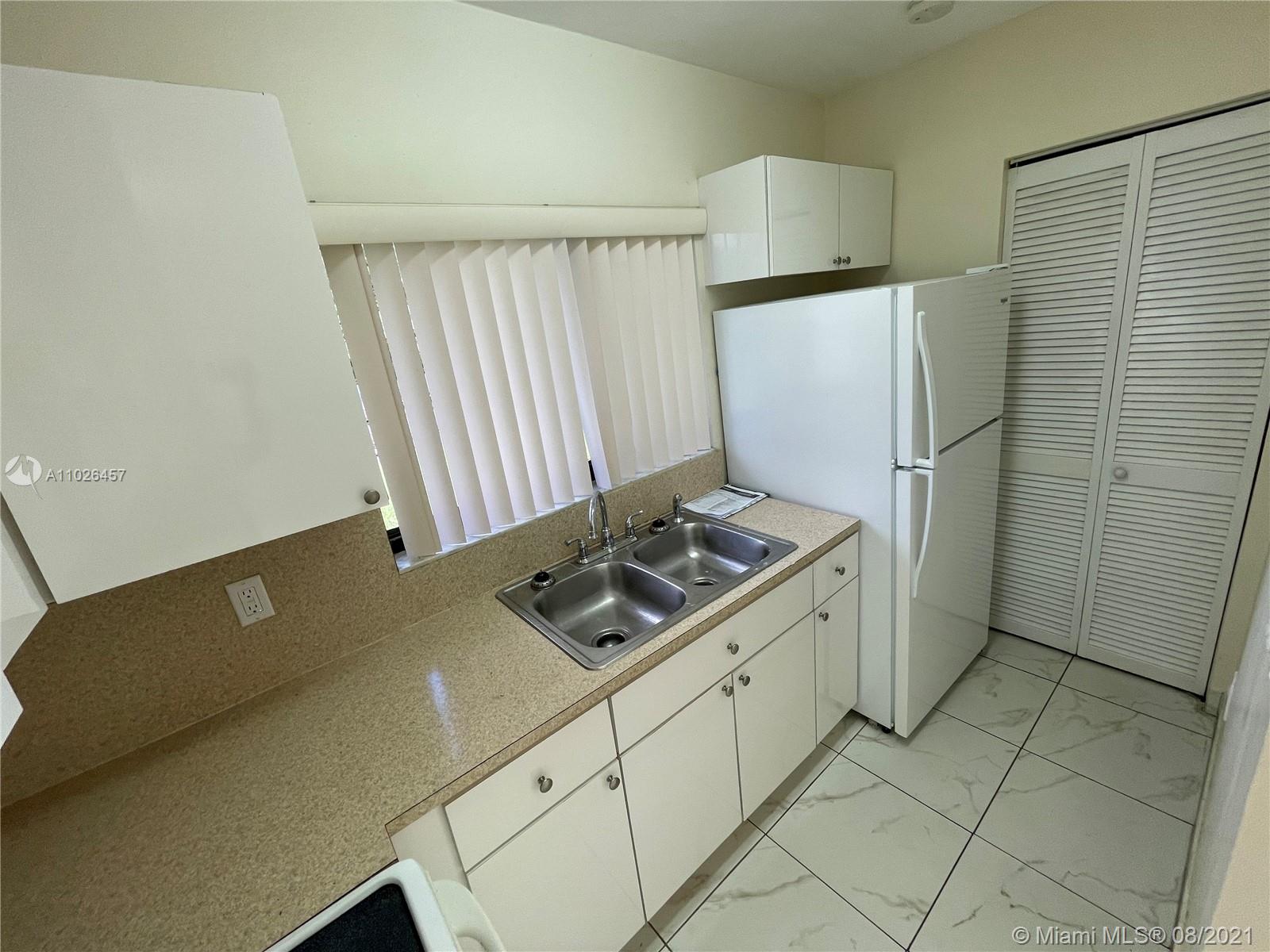 See details / 2036 sq. ft. $ 2021-04-12 0 Photo