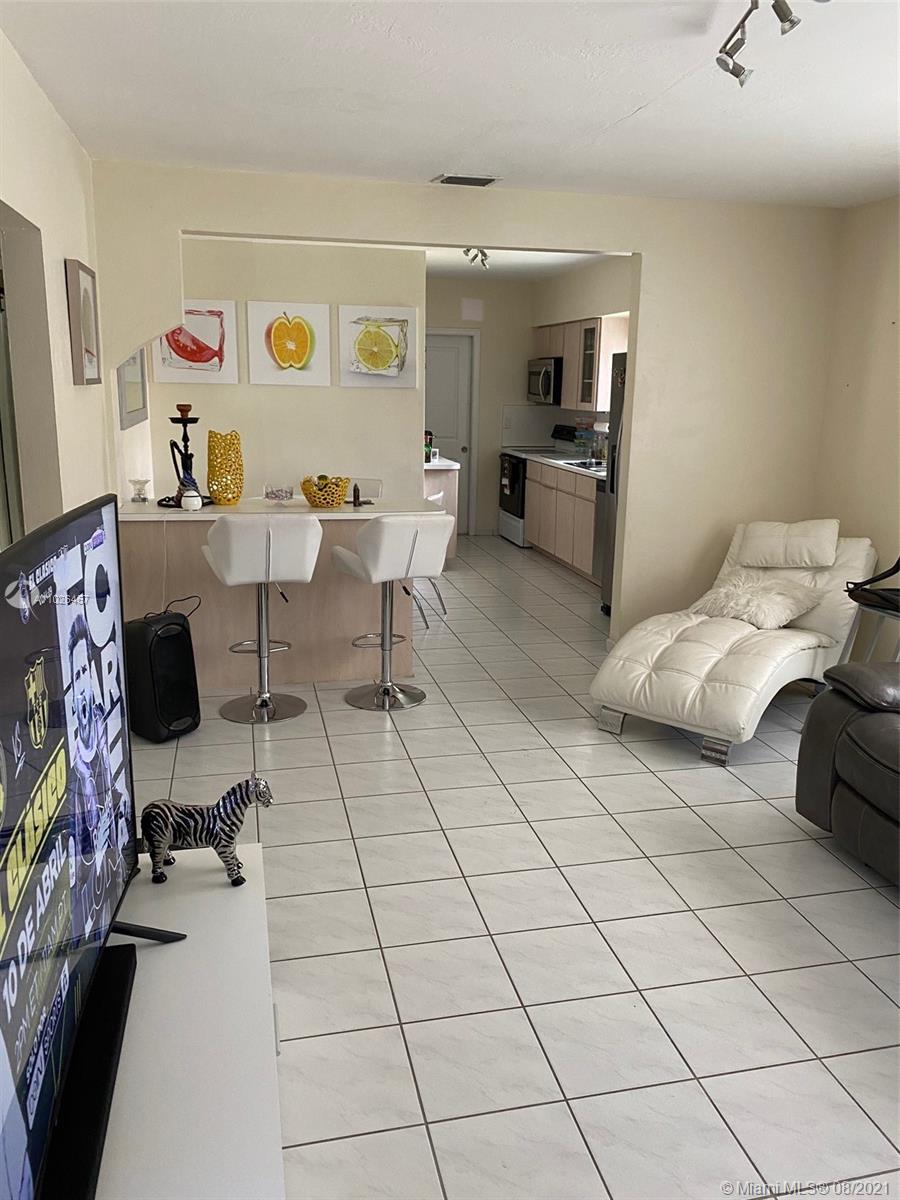 See details / 2036 sq. ft. $ 2021-04-12 0 Photo