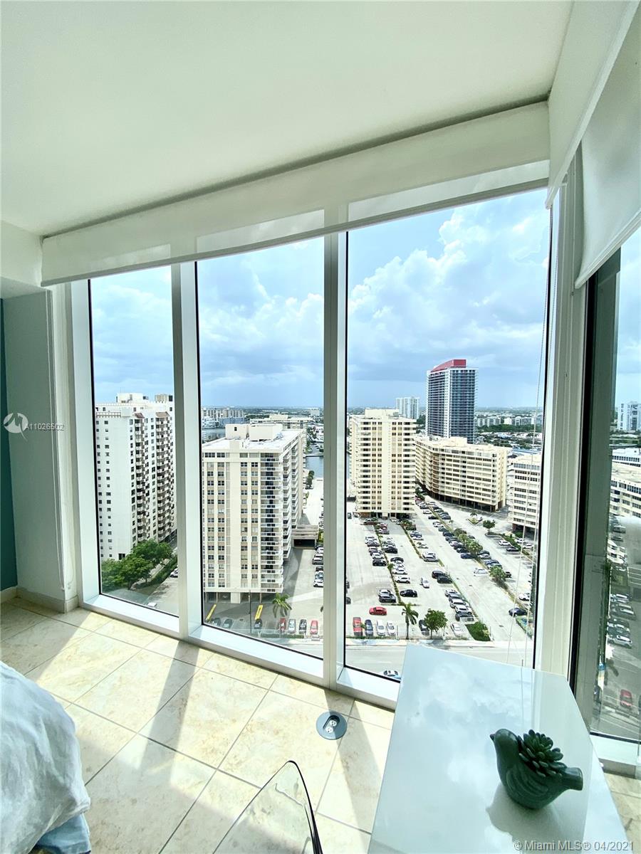 Ver detalles 2008 3 / 3 1571 sq. ft. $ 2021-04-12 0 foto