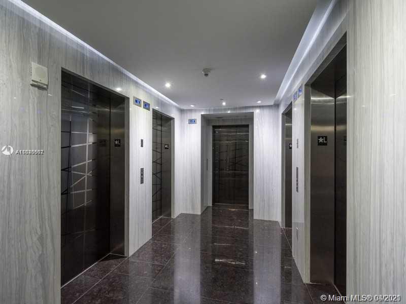 Ver detalles 2008 3 / 3 1571 sq. ft. $ 2021-04-12 0 foto