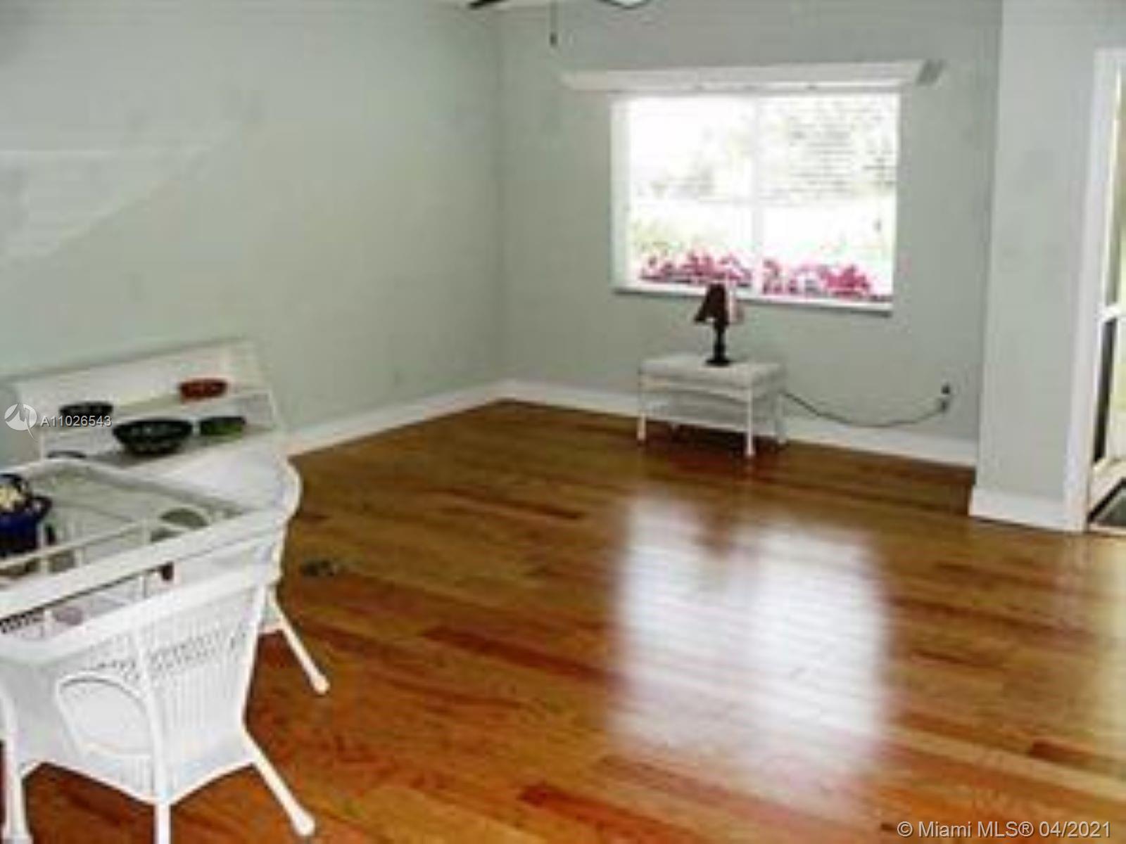 See details / 3130 sq. ft. $ 2021-04-12 0 Photo