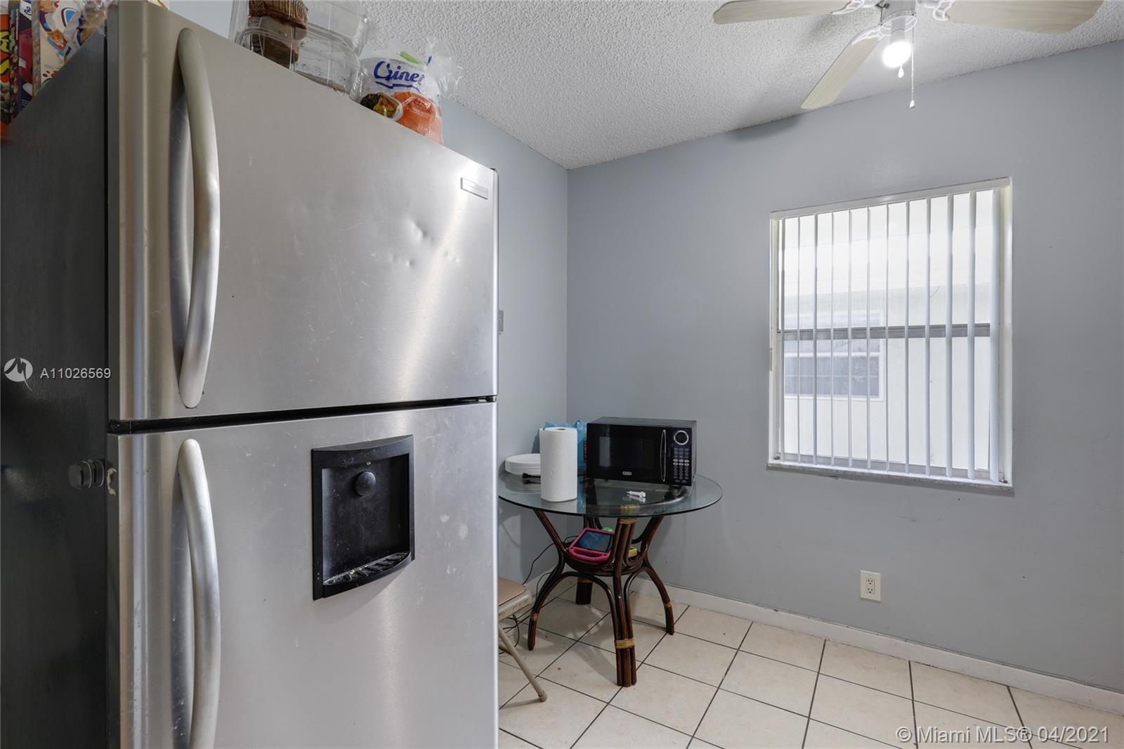 See details / 2131 sq. ft. $ 2021-04-12 0 Photo
