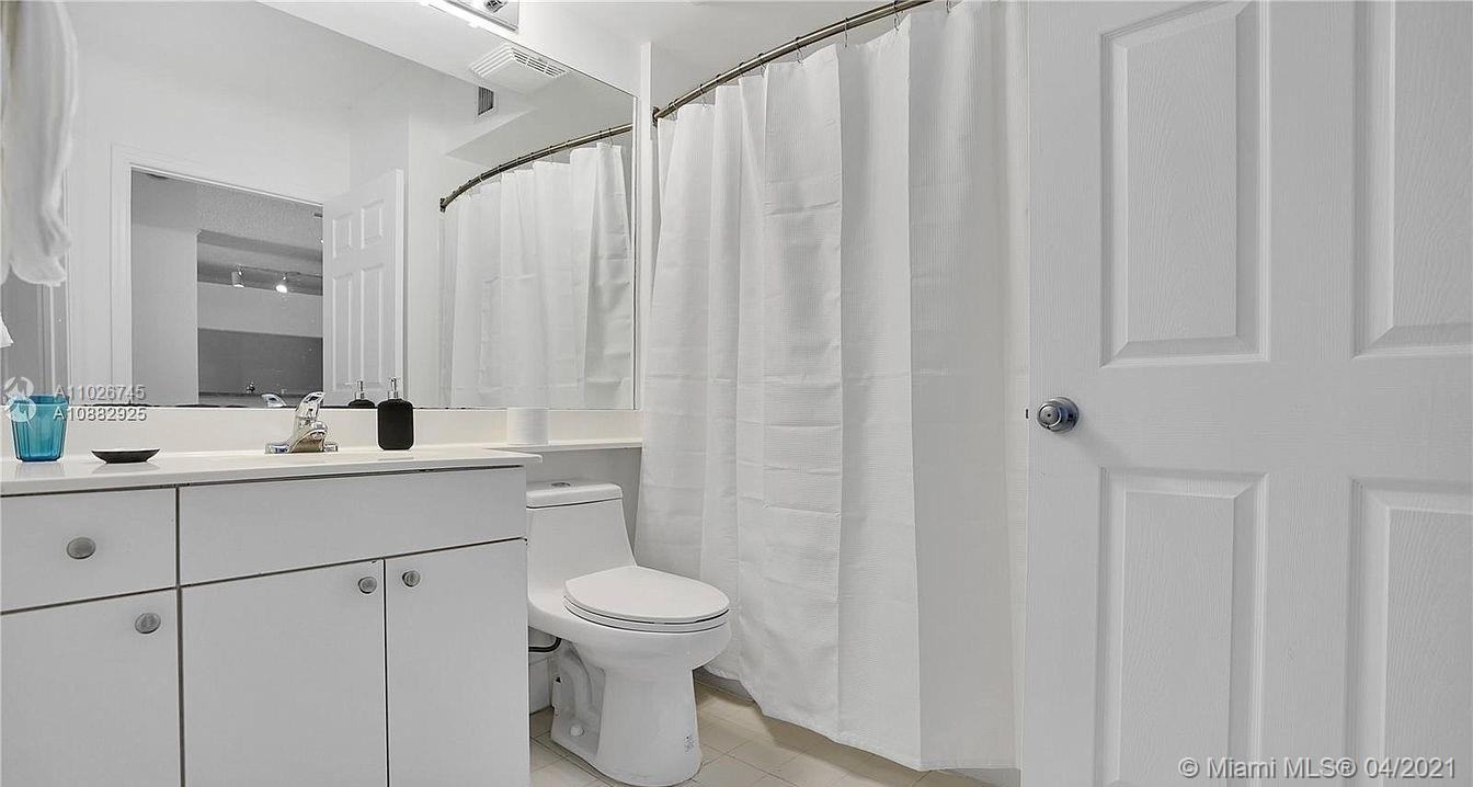 Photo of 17150 Bay Rd #2808, Sunny Isles Beach, Florida, 33160 -
