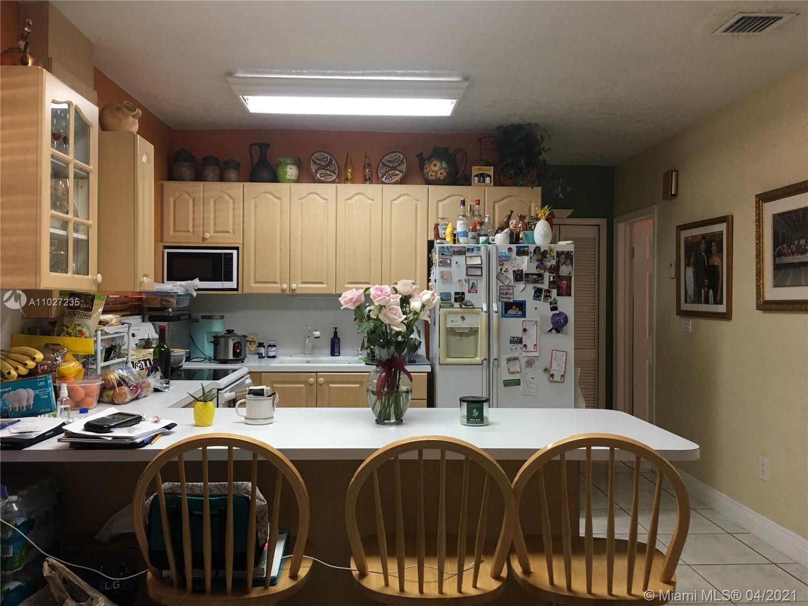 See details / 1840 sq. ft. $ 2021-04-13 0 Photo