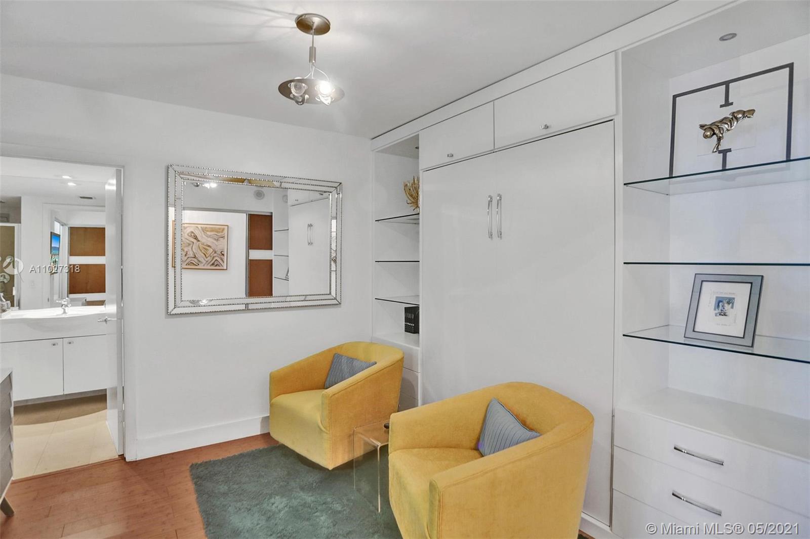 Ver detalles 1101 3 / 4 2078 sq. ft. $ 2021-04-13 0 foto