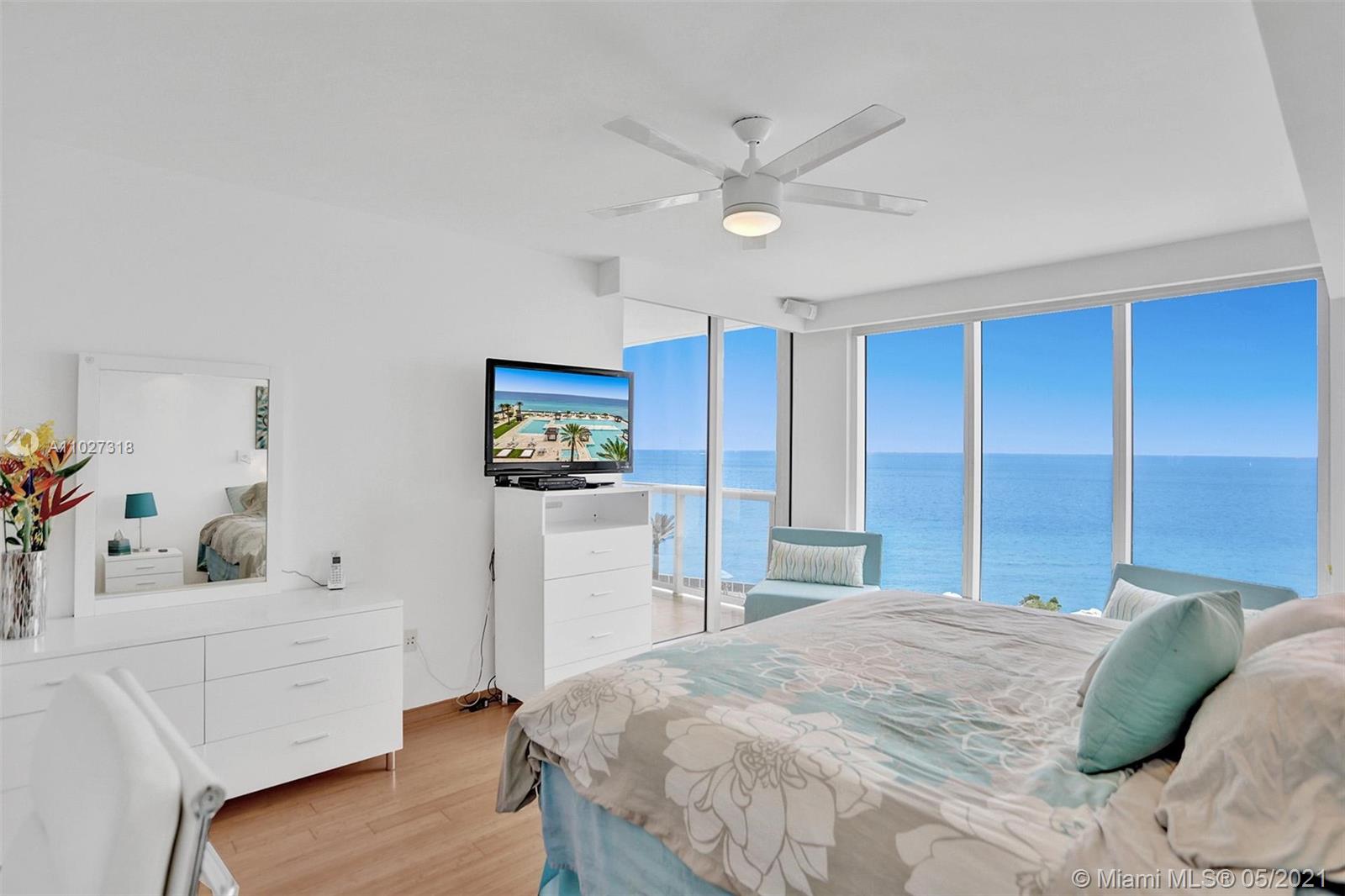 Ver detalles 1101 3 / 4 2078 sq. ft. $ 2021-04-13 0 foto