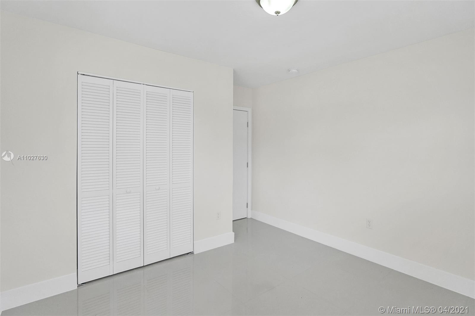 See details / 1572 sq. ft. $ 2021-04-15 0 Photo