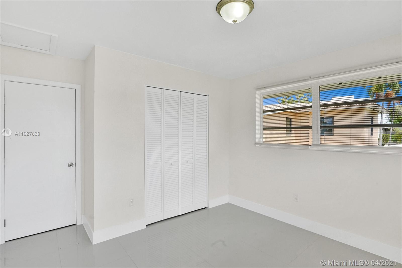 See details / 1572 sq. ft. $ 2021-04-15 0 Photo