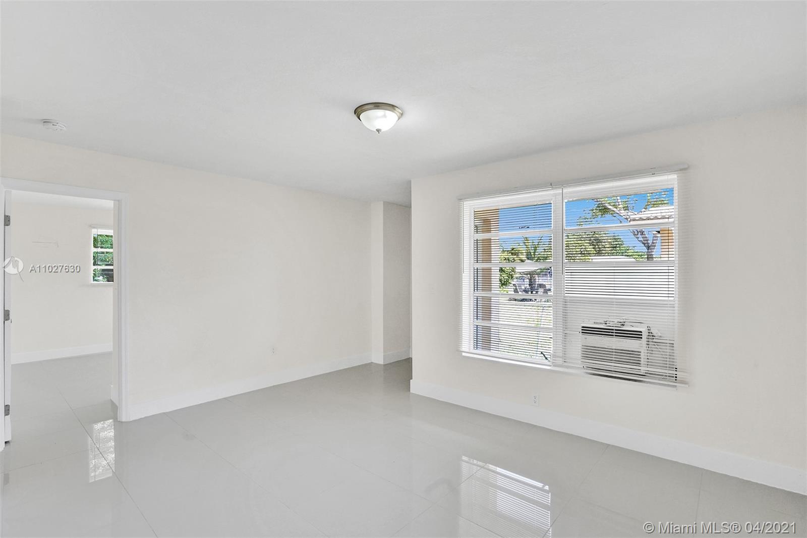 See details / 1572 sq. ft. $ 2021-04-15 0 Photo