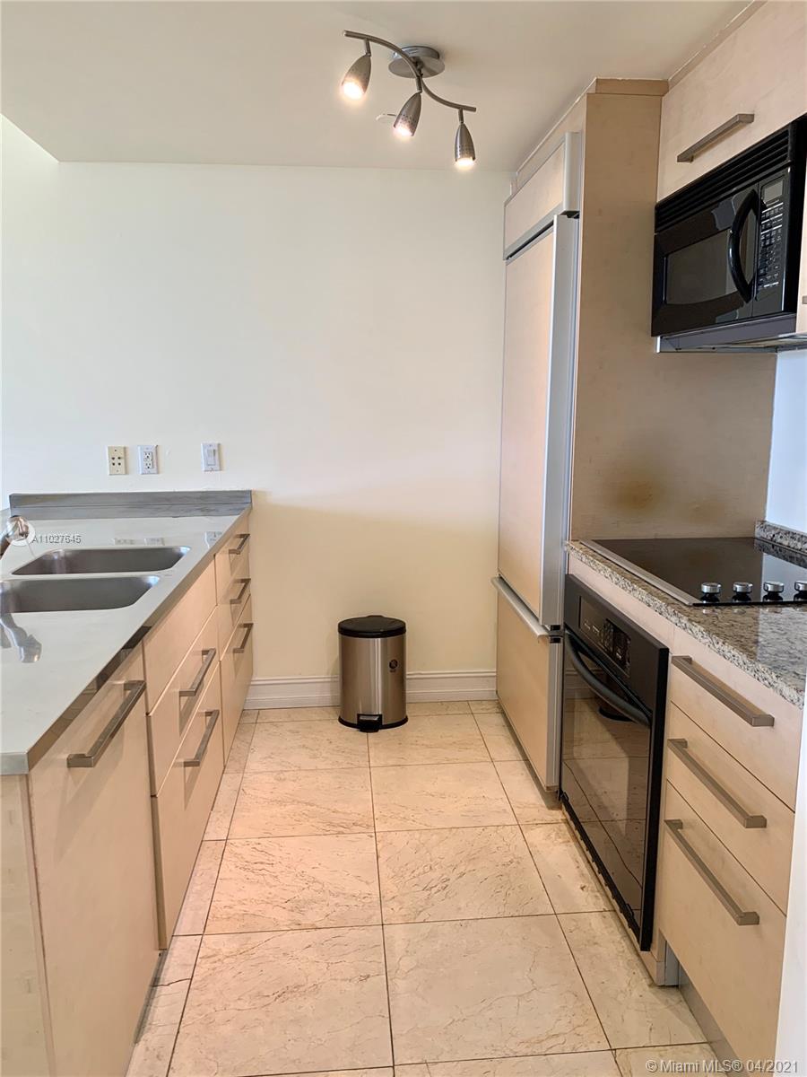 Ver detalles 1609 2 / 1 1086 sq. ft. $ 2021-04-14 0 foto