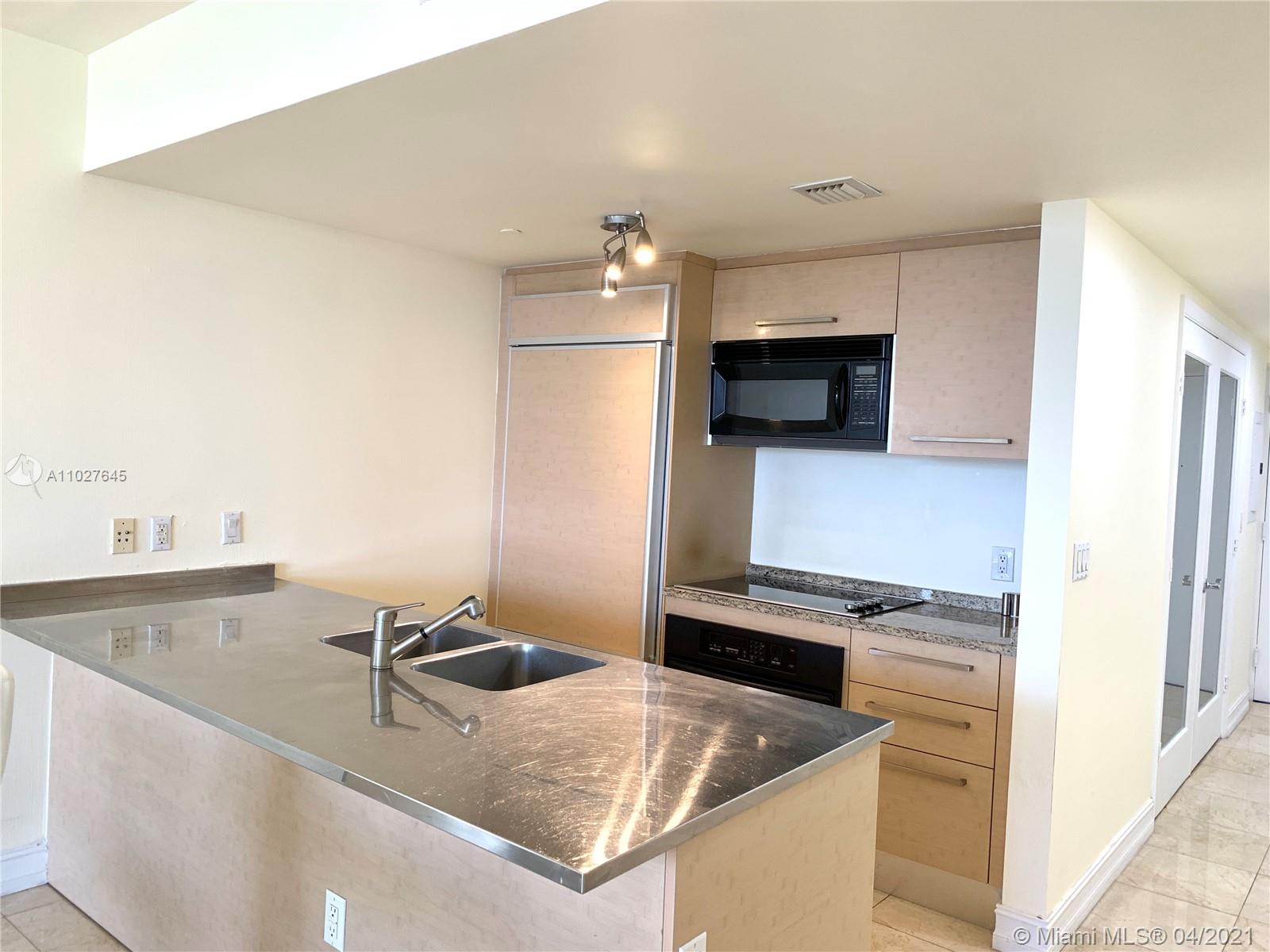 Ver detalles 1609 2 / 1 1086 sq. ft. $ 2021-04-14 0 foto