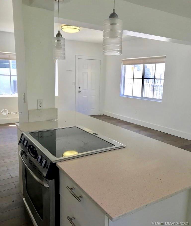 See details / 6120 sq. ft. $ 2021-04-15 0 Photo