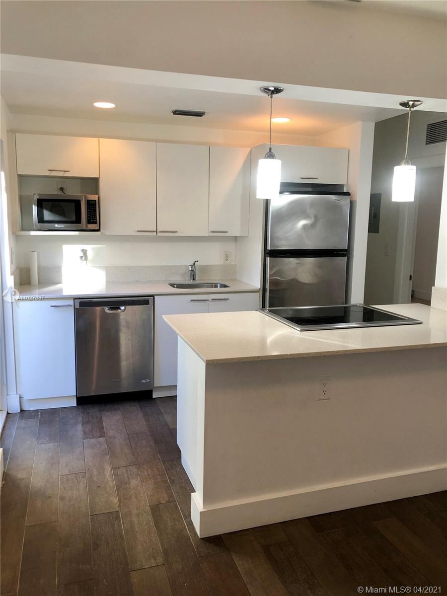 See details / 6120 sq. ft. $ 2021-04-15 0 Photo