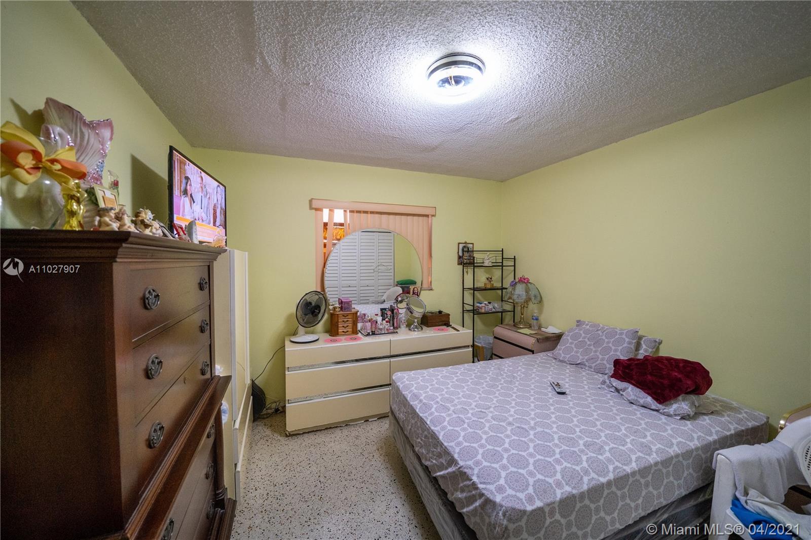 See details / 2956 sq. ft. $ 2021-04-14 0 Photo
