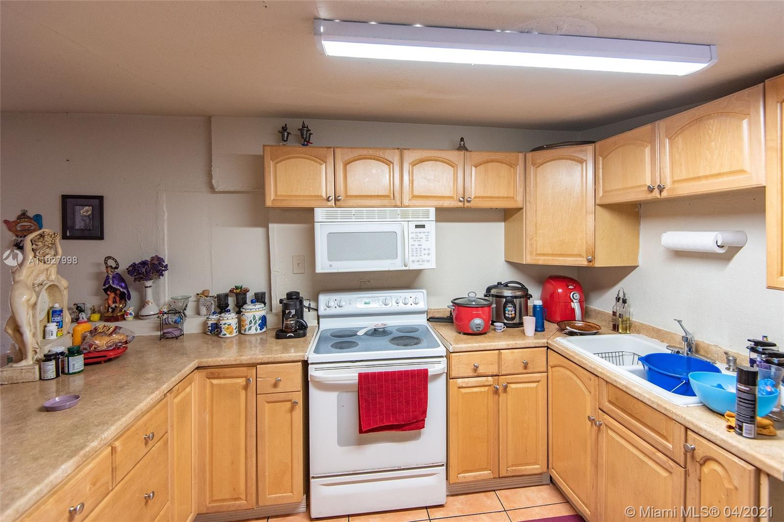 See details / 2669 sq. ft. $ 2021-04-14 0 Photo