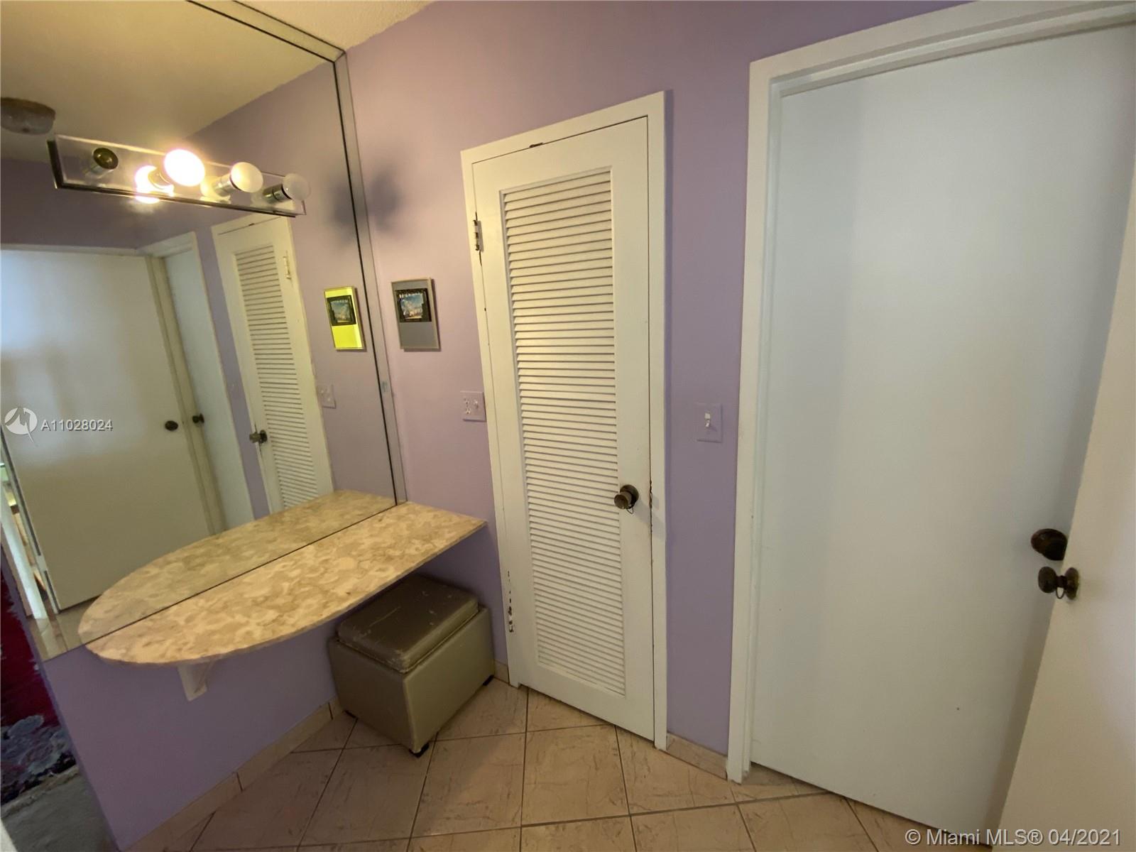 Photo of 3725 Ocean Dr #615, Hollywood, Florida, 33019 -