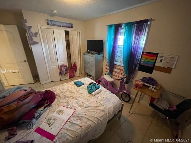 See details / 2400 sq. ft. $ 2021-04-15 0 Photo