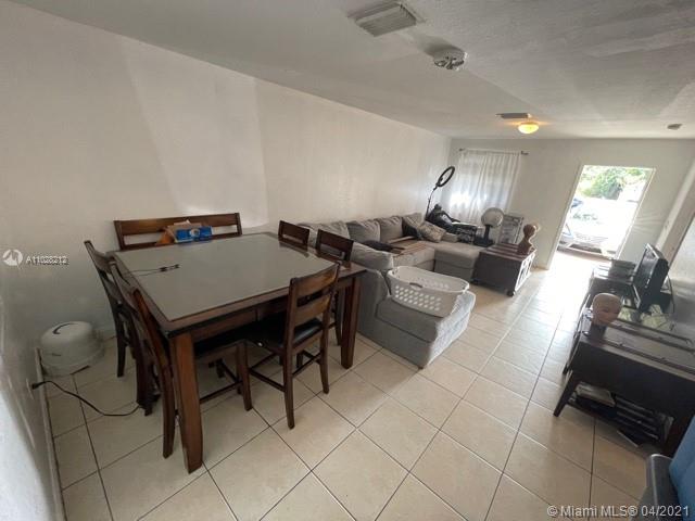 See details / 2400 sq. ft. $ 2021-04-15 0 Photo