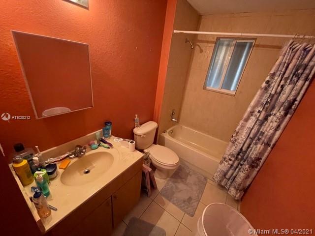 See details / 2400 sq. ft. $ 2021-04-15 0 Photo