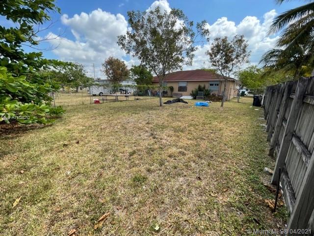 See details / 2400 sq. ft. $ 2021-04-15 0 Photo