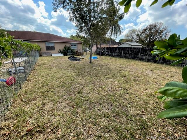 See details / 2400 sq. ft. $ 2021-04-15 0 Photo