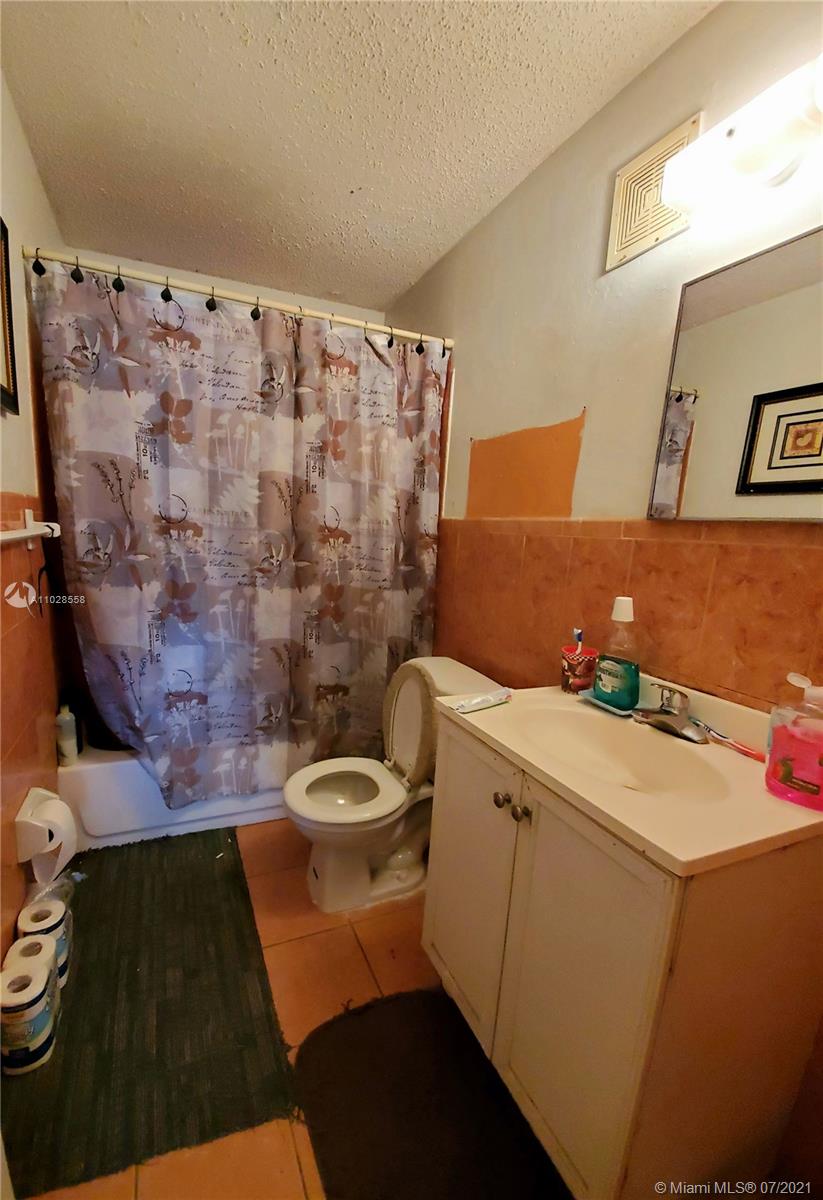See details / sq. ft. $ 2021-04-20 0 Photo