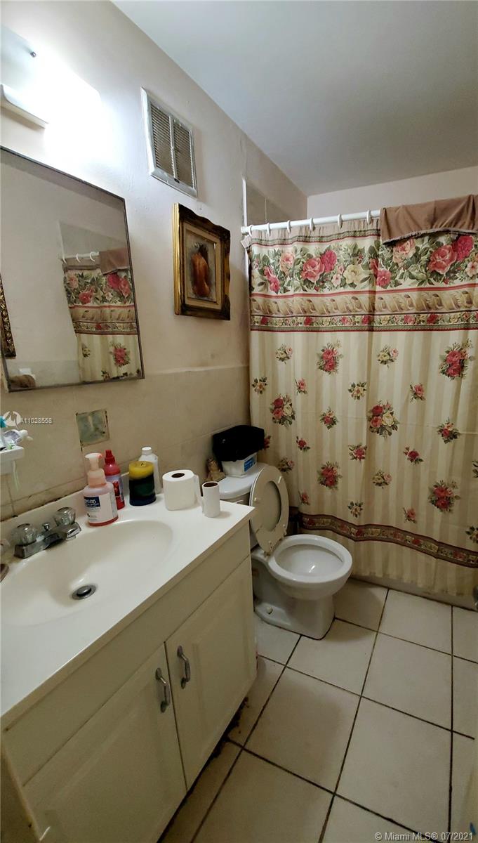 See details / sq. ft. $ 2021-04-20 0 Photo